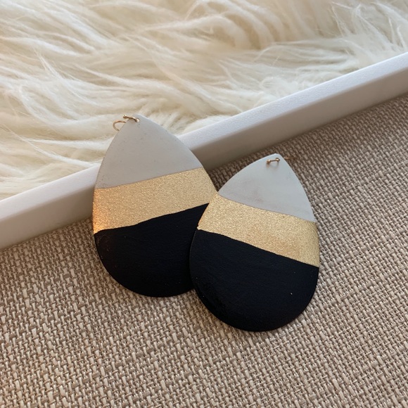 Handpainted Tear Drop Earrings - Picture 3 of 5